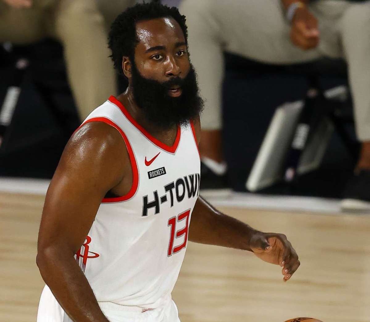 队员个人和 队员个人和