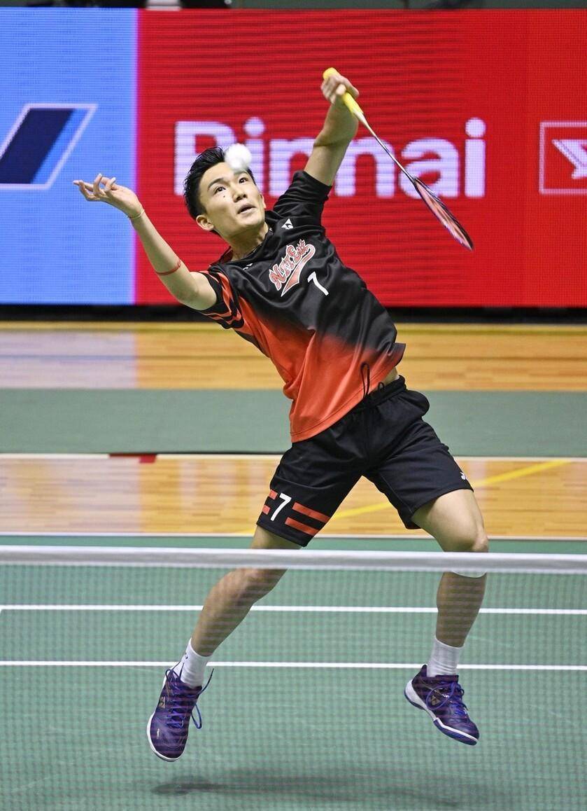 锐的球场洞 锐的球场洞