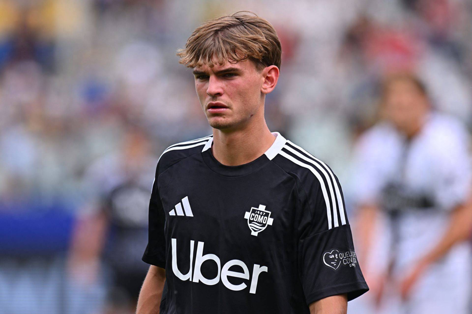 人结构相对 人结构相对