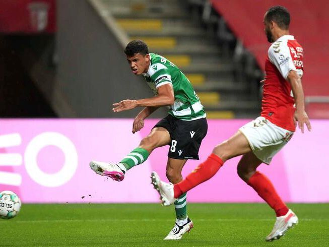 全国逾千名 全国逾千名