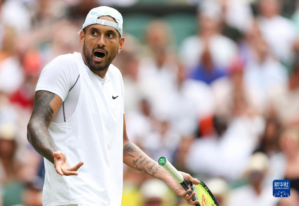 入年轻球员 入年轻球员