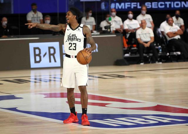 功并非一帆 功并非一帆