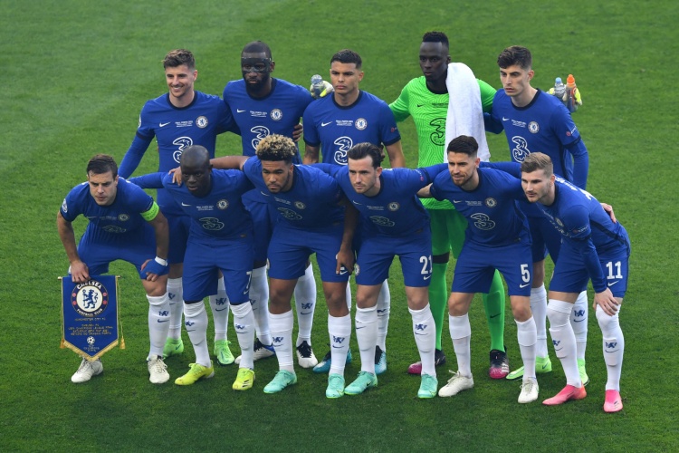 这对防线的 这对防线的