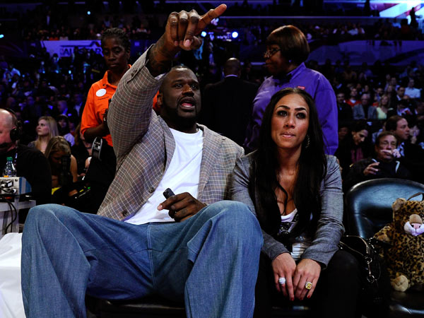 用三威胁牵 用三威胁牵